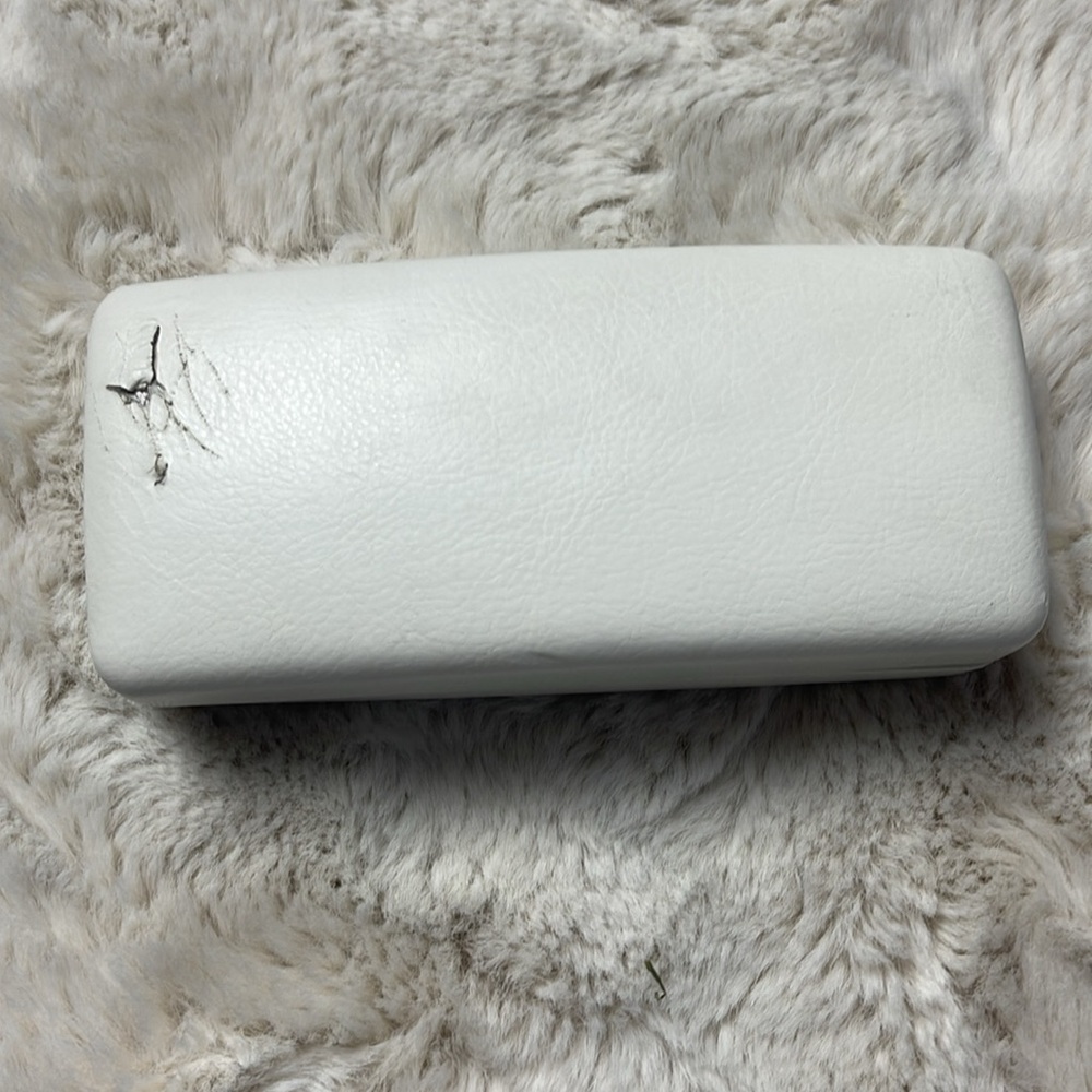 Versace Glasses Case - Picture 4 of 11